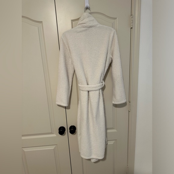 White Fuzzy Robe - Picture 3 of 4